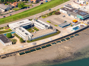 Underwater laboratory